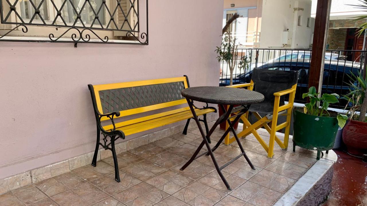 Lovely Place With Veranda Apartamento Larissa Exterior foto