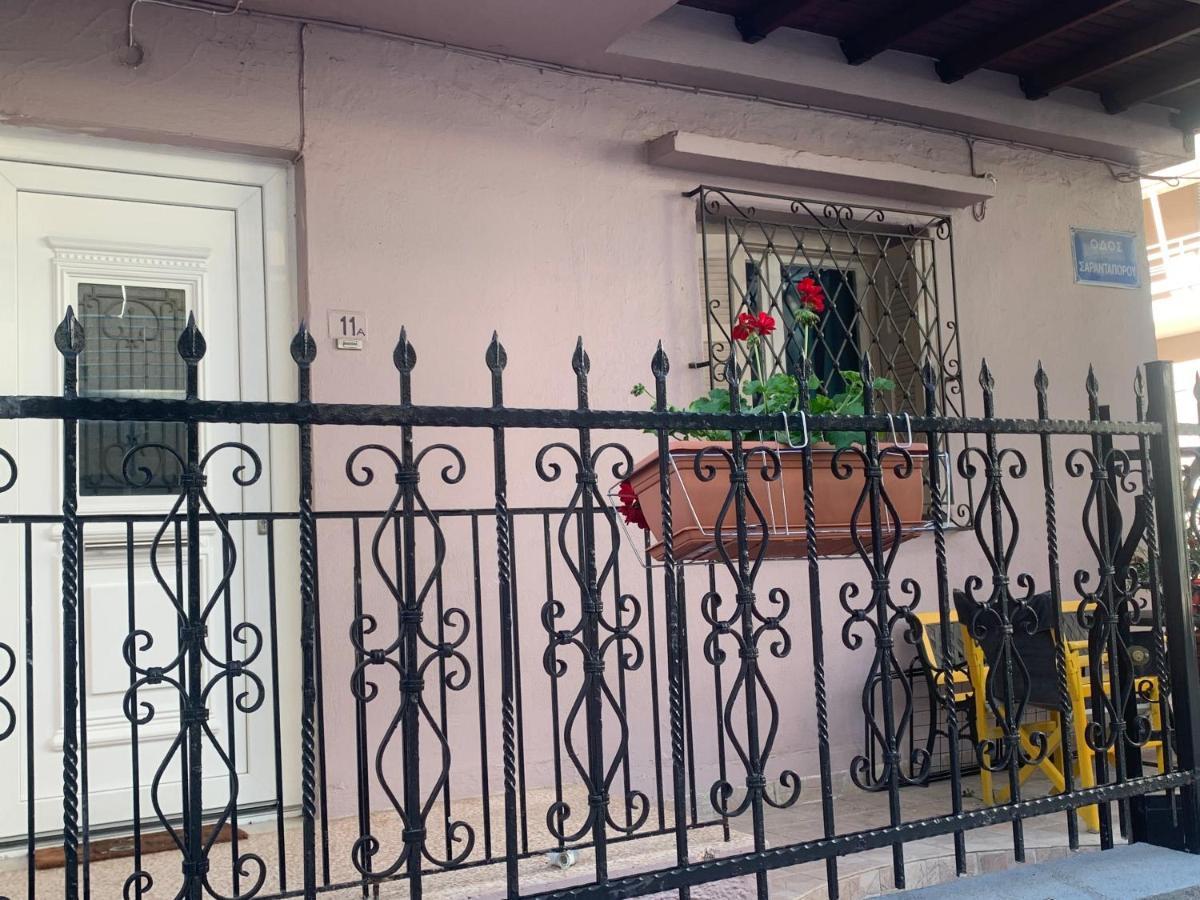 Lovely Place With Veranda Apartamento Larissa Exterior foto